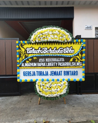 Papan Bunga Duka di Safan