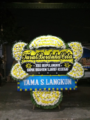 Papan Bunga Duka di Safan
